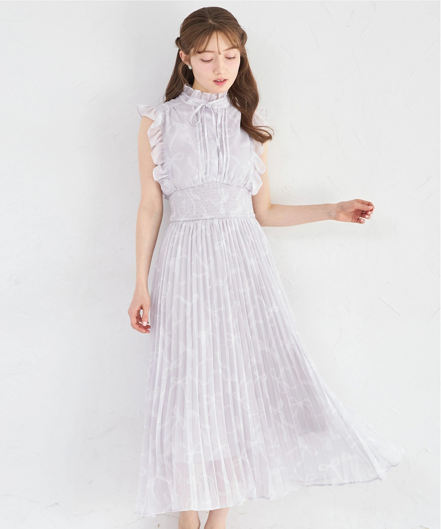 tocco トッコクローゼット　リボン＆フリル付きウエストシャーリングリボンプリントプリーツワンピース