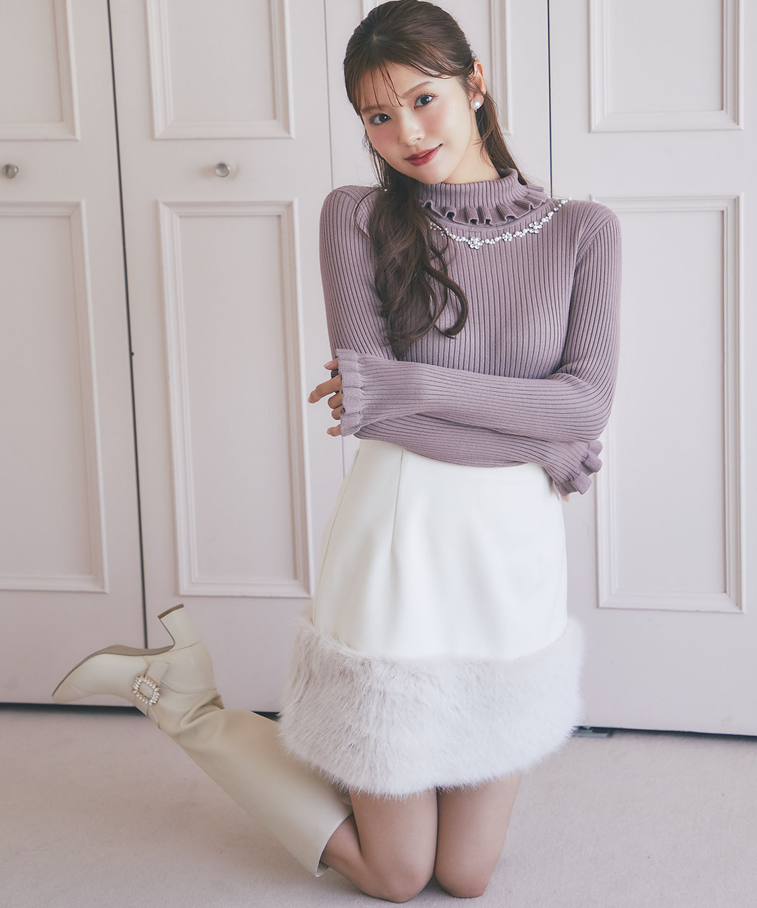 インナーパンツ付き裾ファー切り替えミニスカート