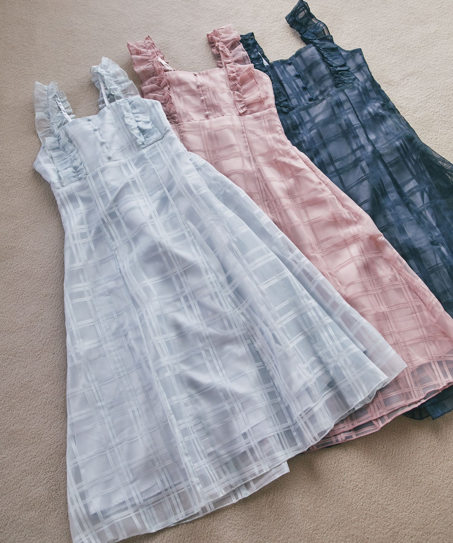 フリル付きバックレースアップシアーチェックワンピース