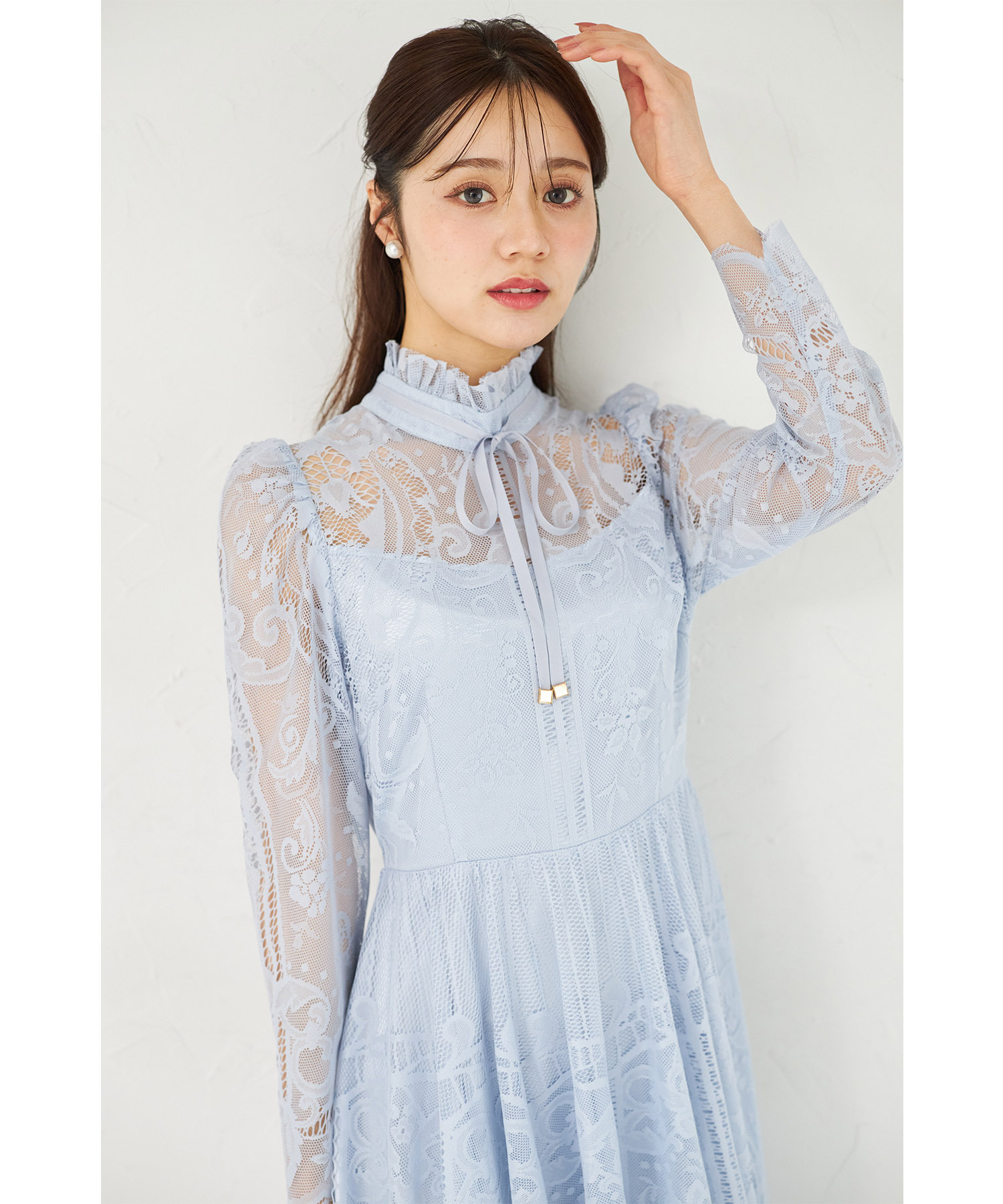tocco トッコクローゼット　高貴な雰囲気で華やぐリボン付きパネル柄総レースワンピース