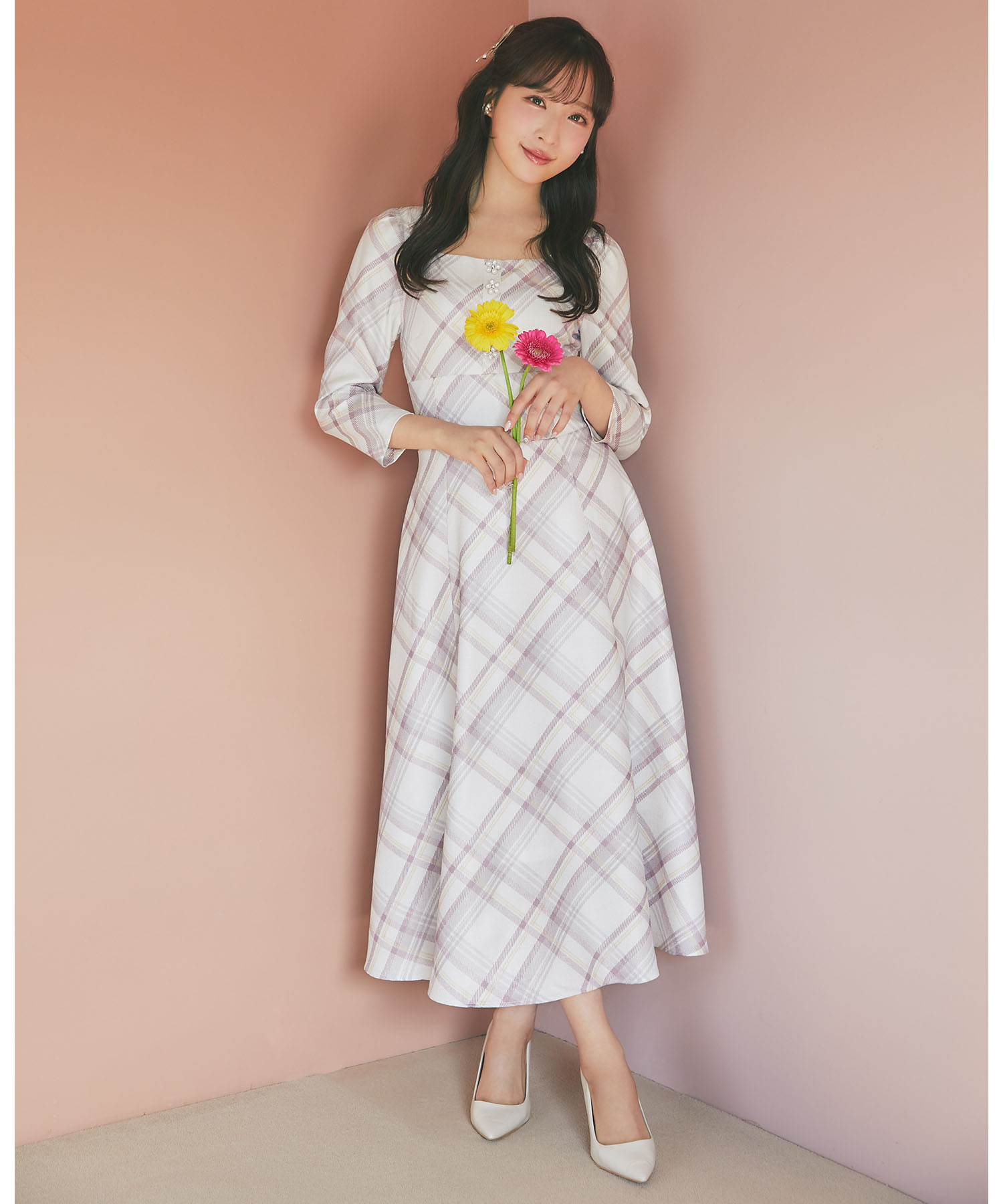 フラワーモチーフ飾り釦ツイードライクチェックワンピース