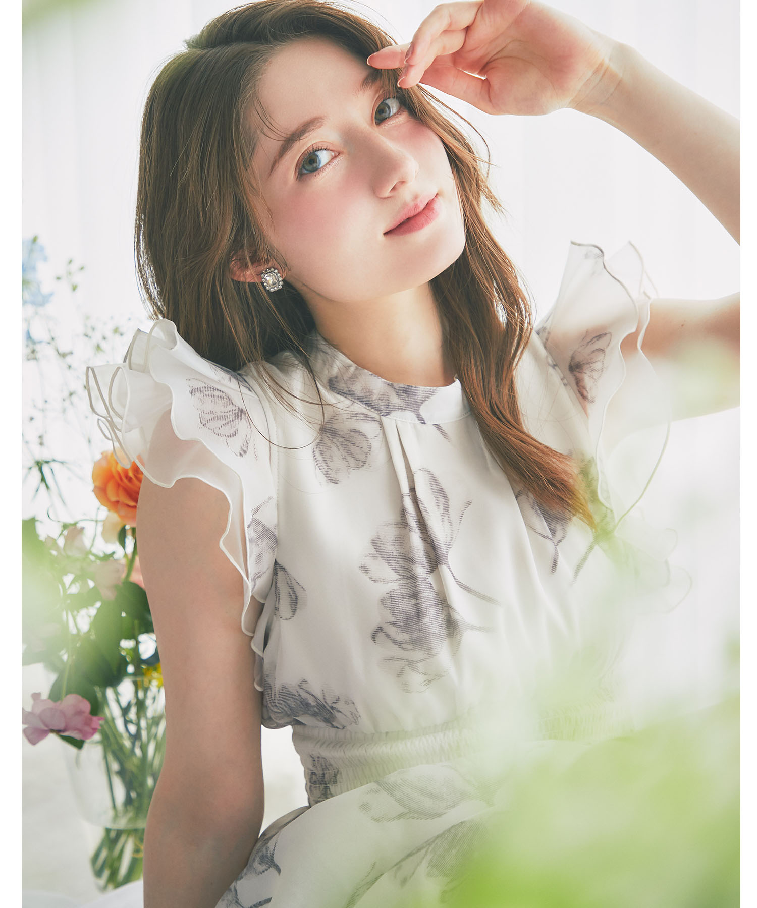 tocco トッコクローゼット 品のある可愛さと透明感が手に入るニュアンスフラワーシアーフリルワンピース