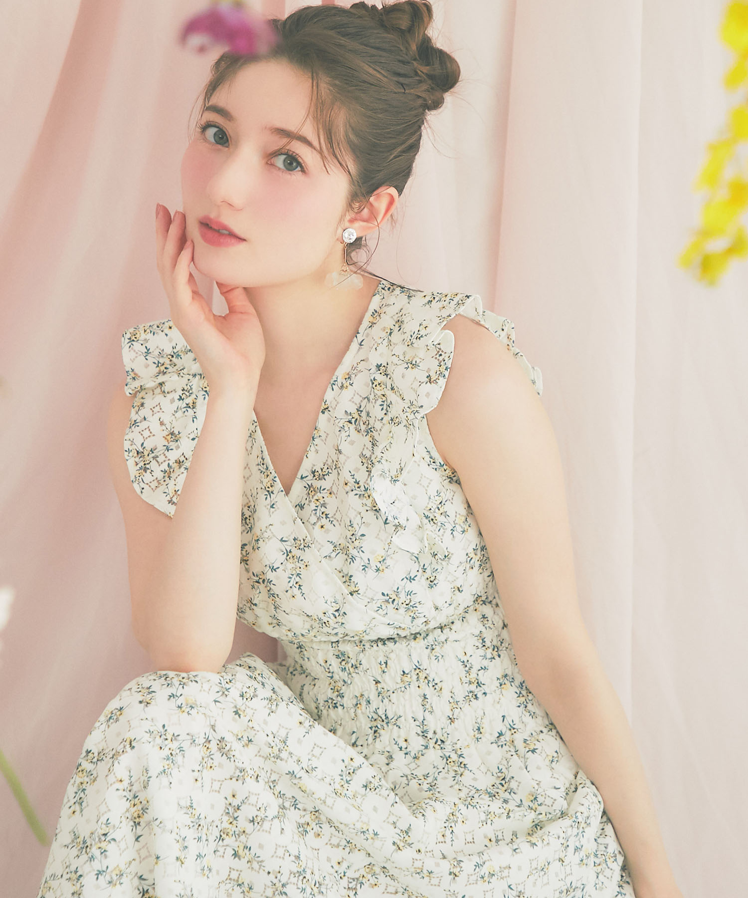 tocco トッコクローゼット 纏うだけで整う美シルエット♪フラワープリントレースカシュクールワンピース