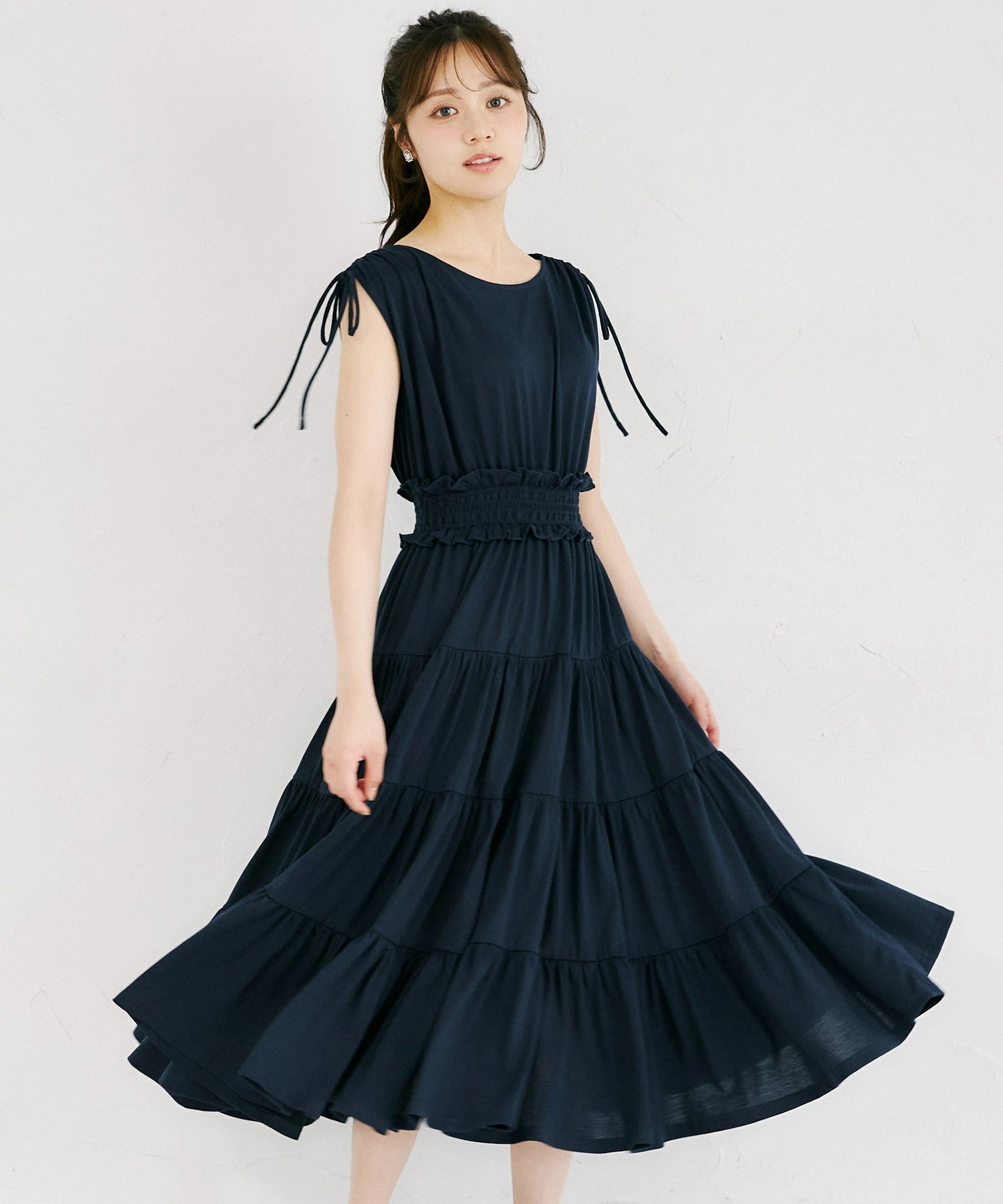 tocco トッコクローゼット リボンドロストショルダーウエストシャーリングティアードカットワンピース