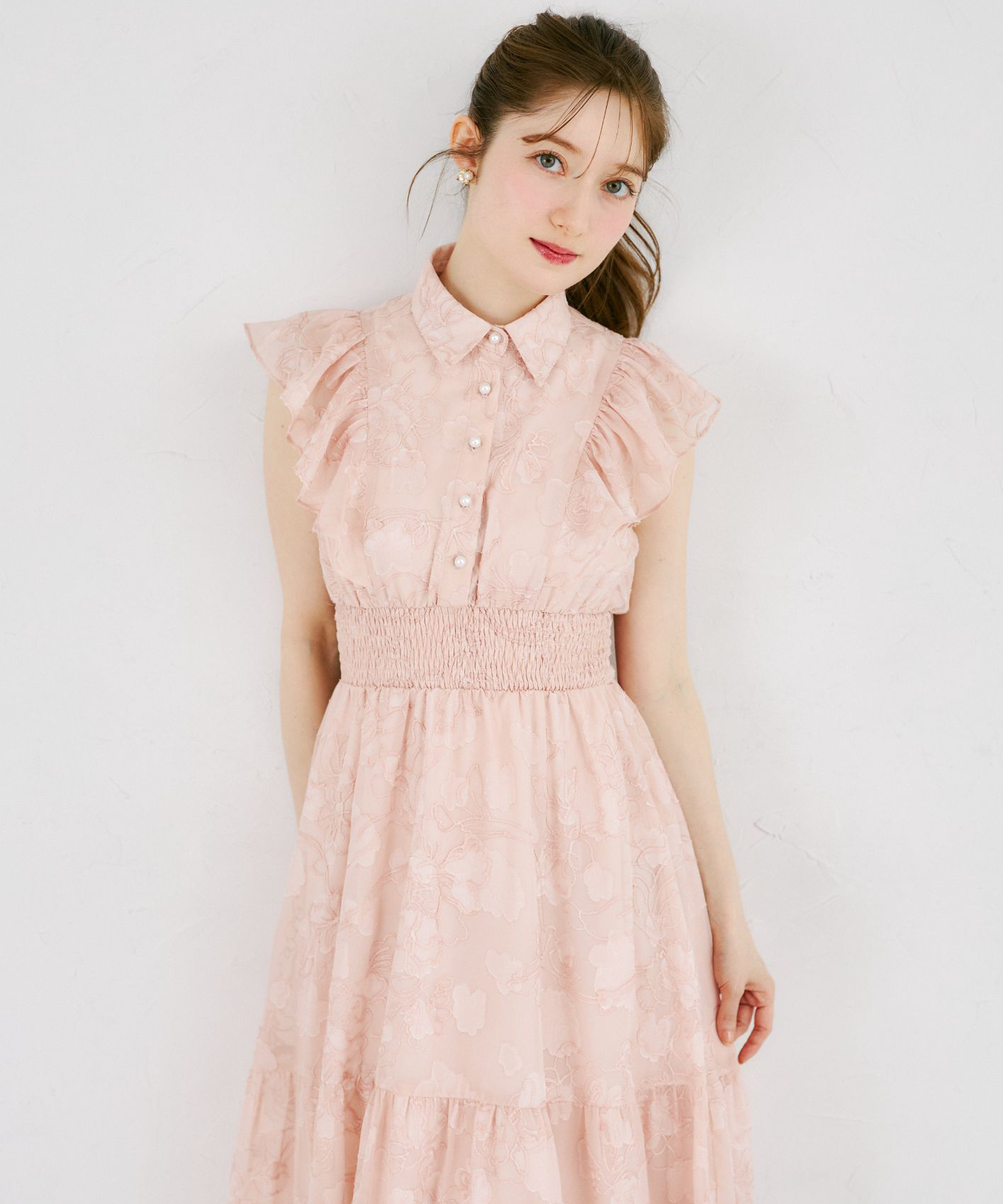 tocco トッコクローゼット　【Ｓ・Ｍサイズ展開】理想の美シルエットが叶うシアーフラワー刺繍シャツワンピース