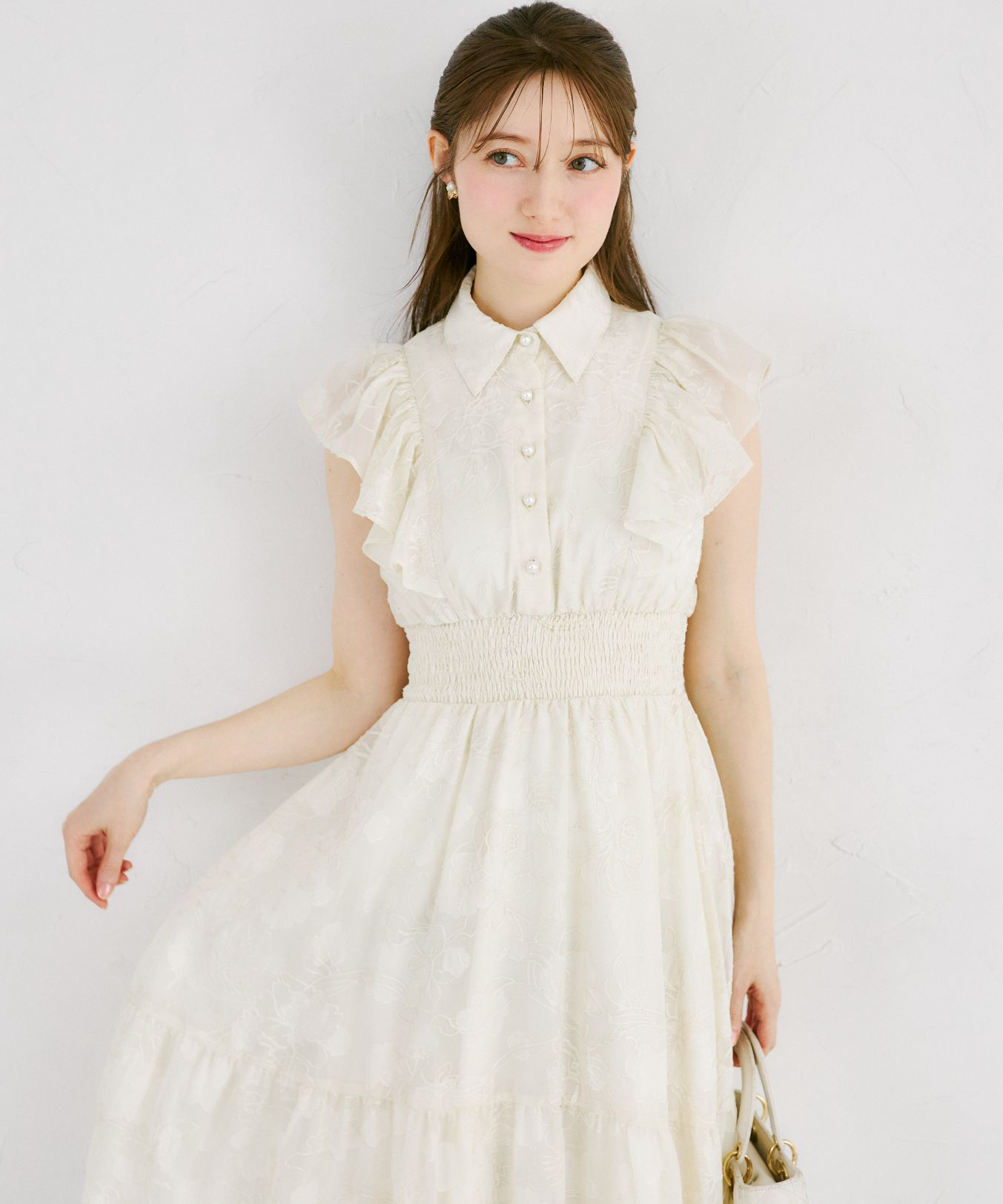 tocco トッコクローゼット　【Ｓ・Ｍサイズ展開】理想の美シルエットが叶うシアーフラワー刺繍シャツワンピース