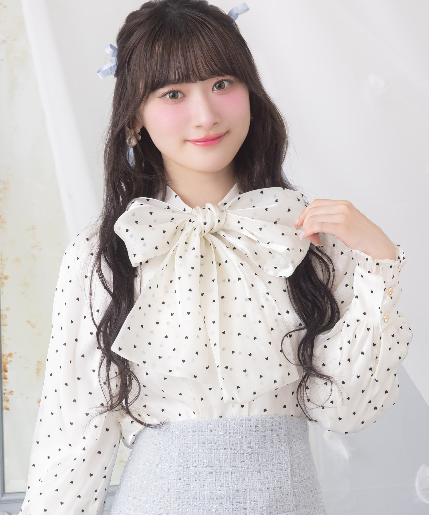 【週末価格】 overE リボン付きタックネックブラウス　96 アイボリー トップス｜overE（オーバーイー）の公式通販サイト ｜Page 2