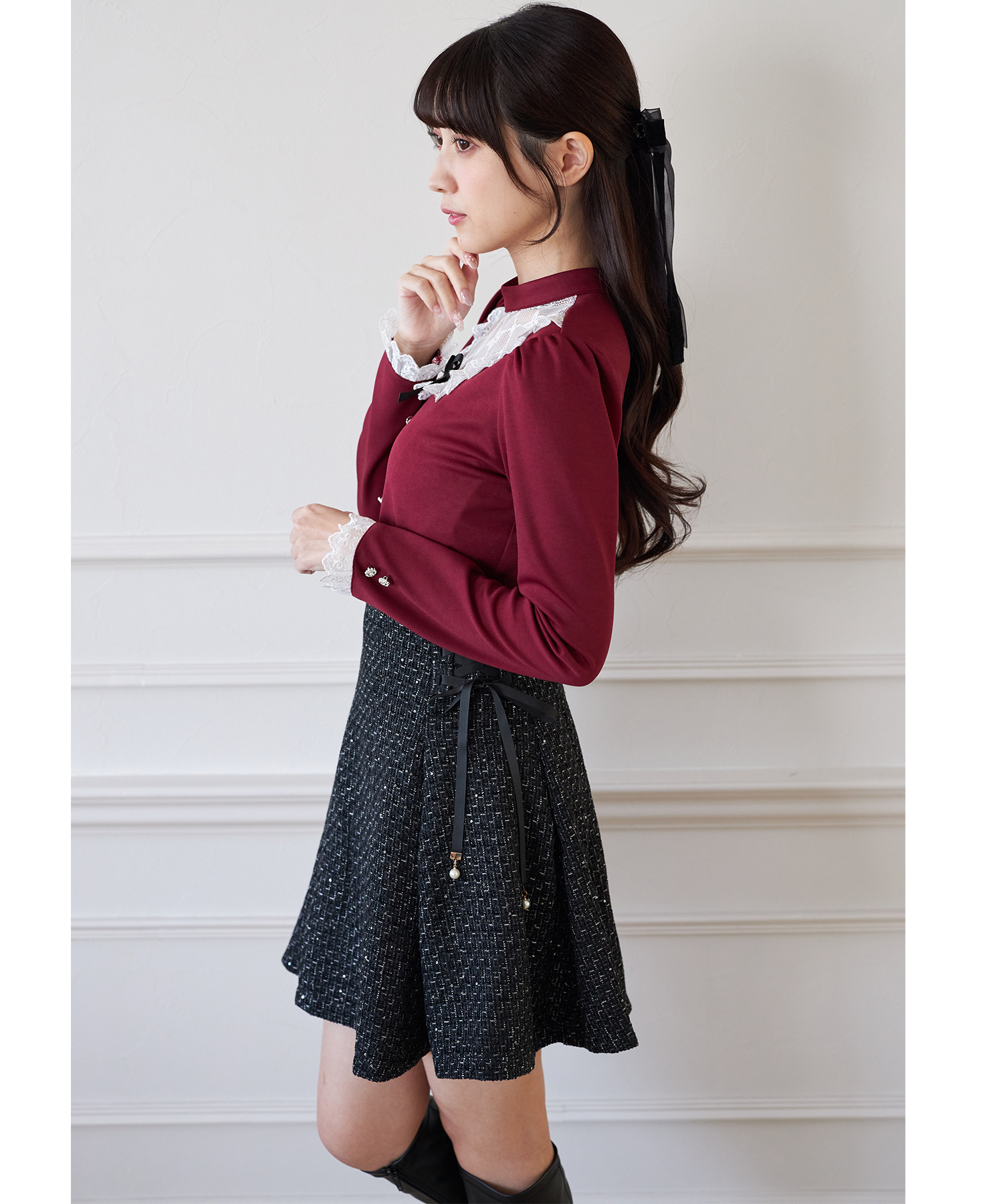 リボン＆ビジュー付きレースフリルハイネックカットソープルオーバー