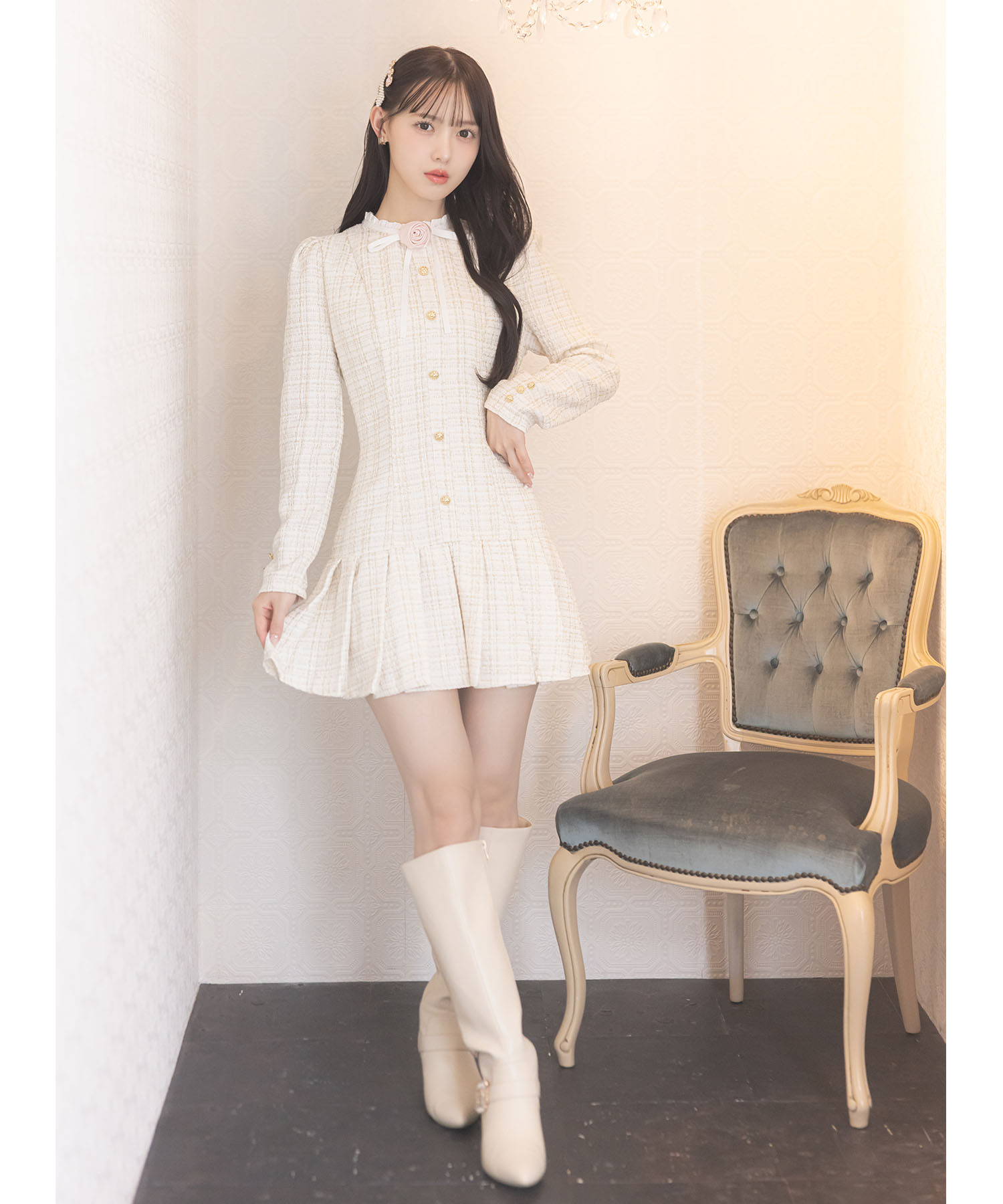 トゥララ●ファー＆ポンポン付き♪リボンベルト付きラメ入りツイードワンピースコート パール飾り釦付きパワーショルダーラメツイードワンピース