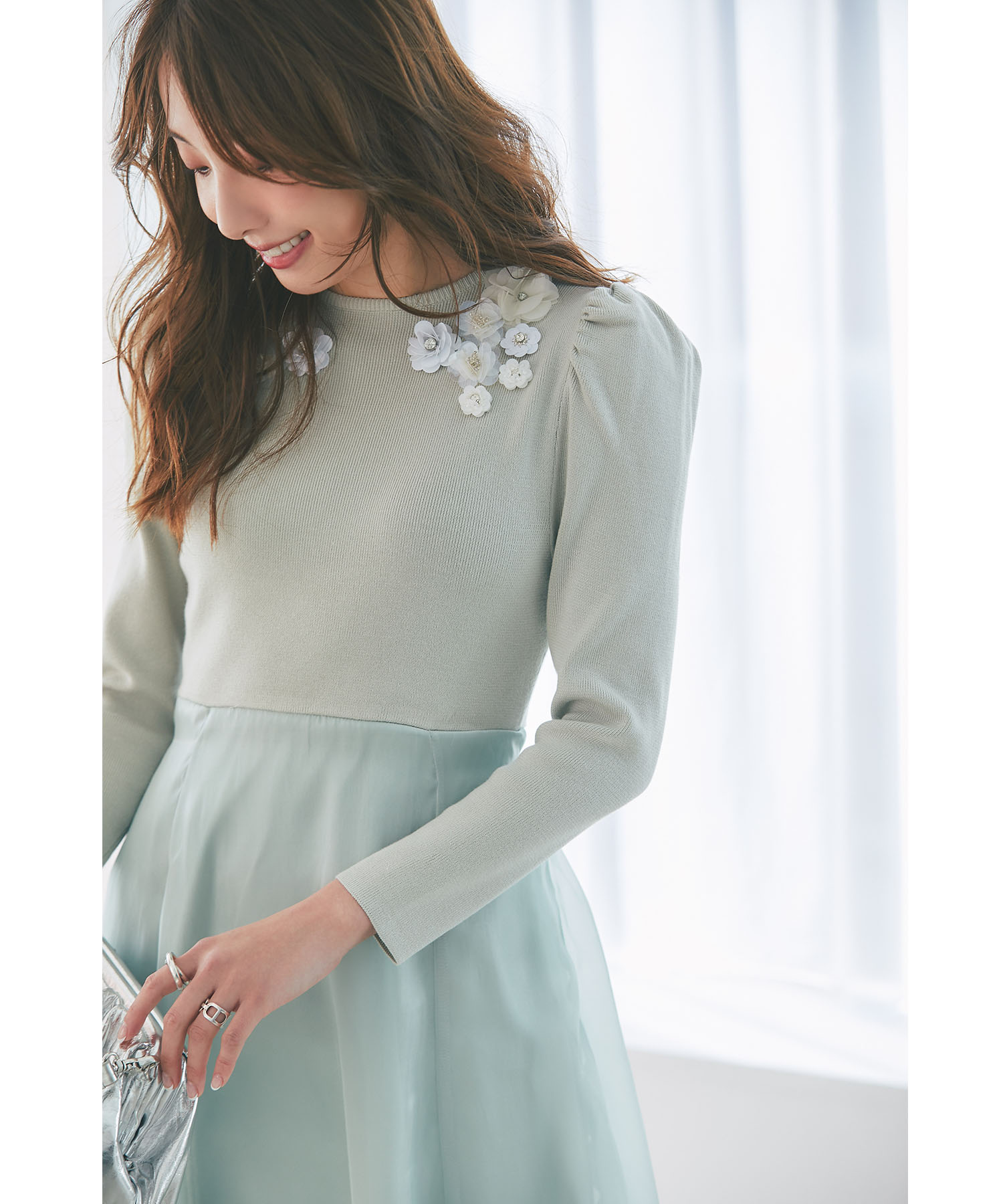 tocco トッコクローゼット ウエストリボン付きフラワービジューニットドッキングワンピース