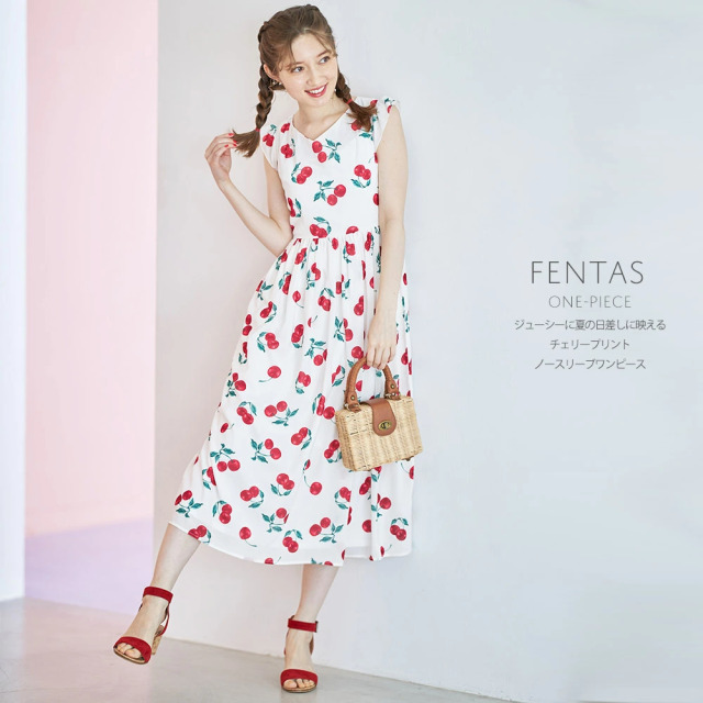 競売 ジューシーに夏の日差しに映えるチェリープリントノースリーブ ワンピース