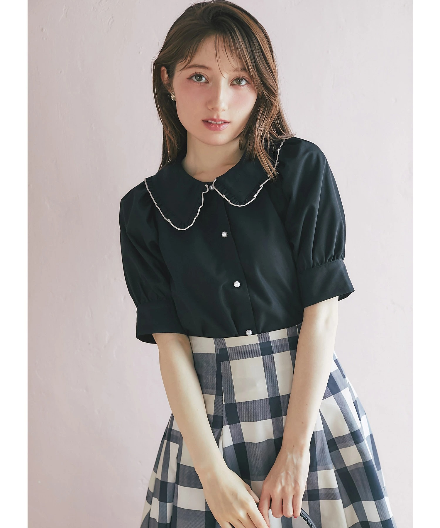値下げ！トップス ブラウス　トッコクローゼット　肩リボン　ビジュー　白　ホワイト トッコクローゼット tocco closet リボンビジュー付きTシャツ